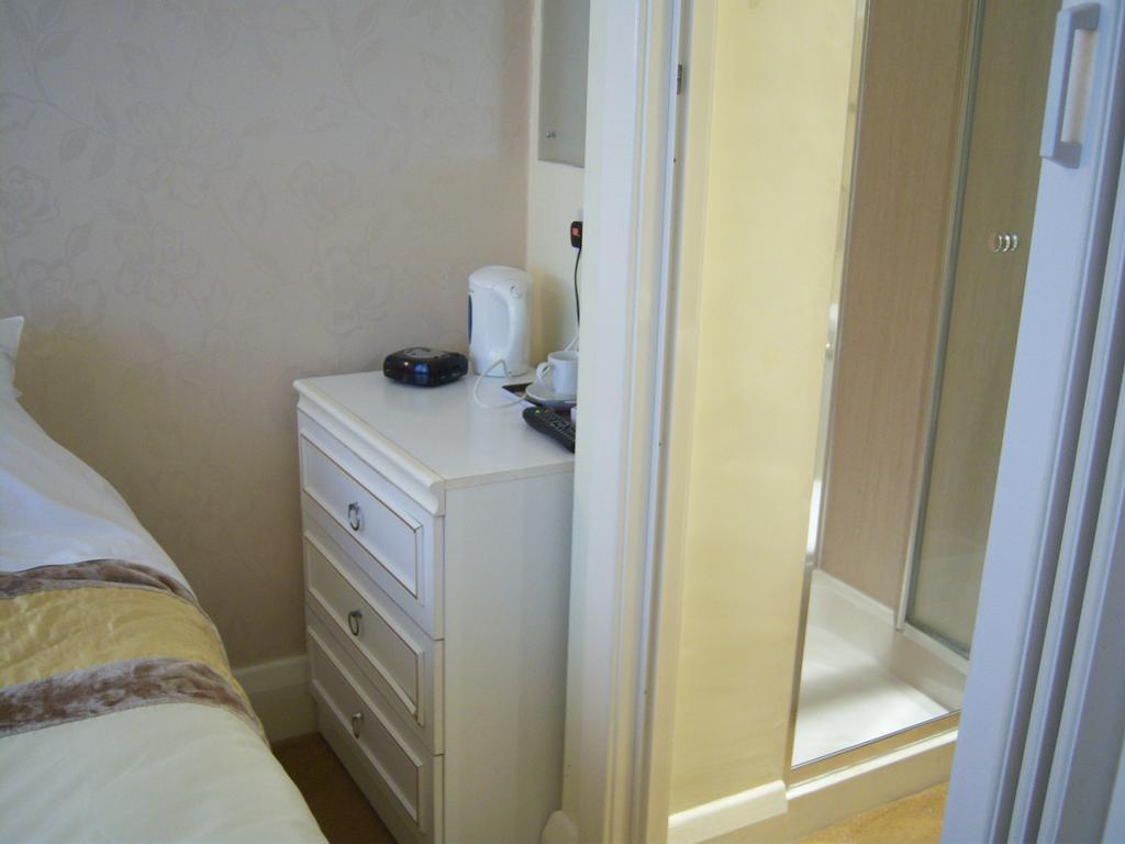 The Hillcrest Hotel Scarborough Room photo